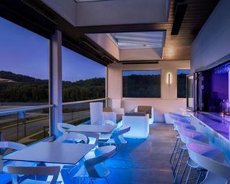 Element Cartersville - Cartersville - Bar