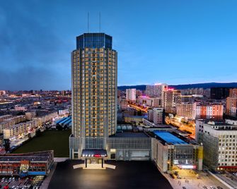 Hohhot Intercity Hotel at Xinhua Plaza - Hohhot - Building
