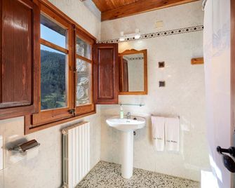 Cal Pastor - Fornells de la Muntanya - Badkamer