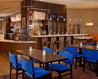 Courtyard by Marriott Baltimore Downtown/Inner Harbor - Baltimore - Ravintola