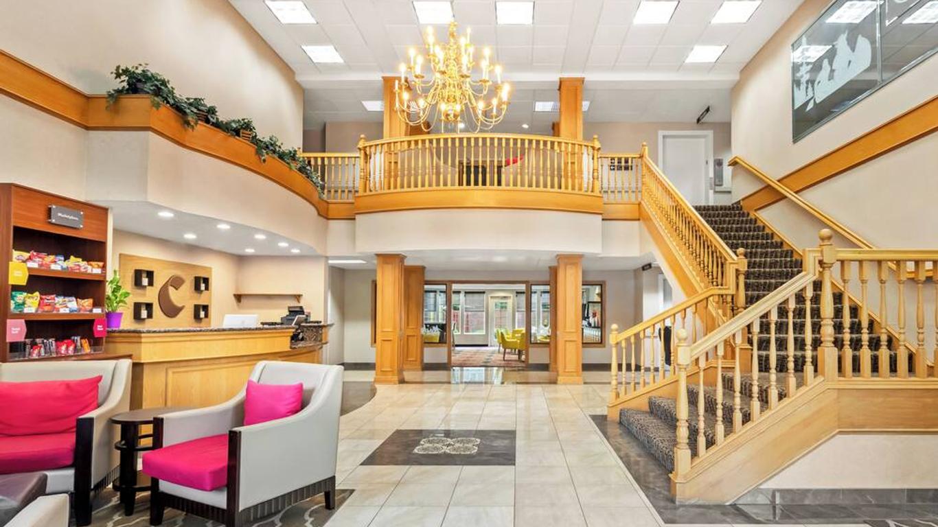 Comfort Suites Clackamas