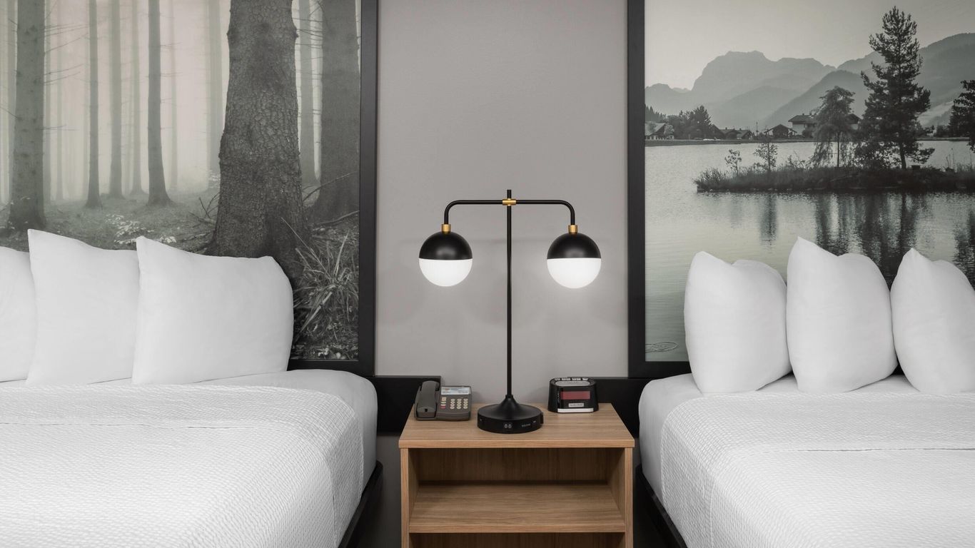 Super 8 by Wyndham Sault Ste Marie On