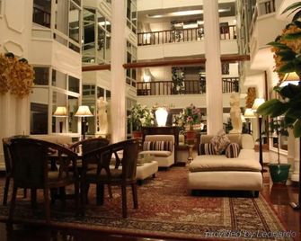 R.J. Resort - Darjeeling - Lobby