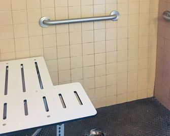 Motel 6 Atlanta Northeast-Norcross - Norcross - Baño