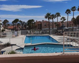 Silver State Sunshine Paradise - Laughlin - Pool