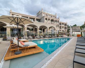 Villa Chinka by Astor Garden Hotel - Saints Constantine and Helena - Pool