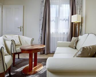 Hotel Elefant - Salzburg - Living room