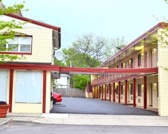 Passport Inn 3rd St - Niagara Falls - Building