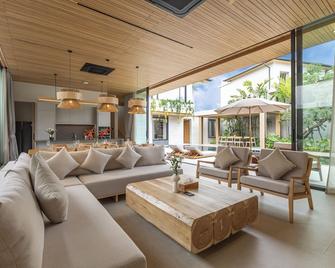 Layana Residence - Choeng Thale - Living room