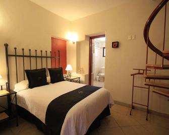 Hotel Santa Regina - גואנחואטו - חדר שינה