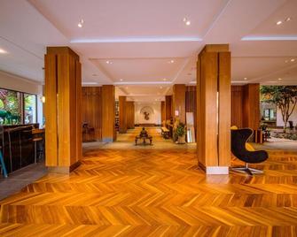 Lijiang Huama Hotel - Lijiang - Aula
