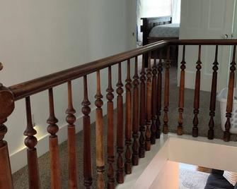 Walk to Allegheny College! Also 2.4 miles from the Harper Event Center. - Meadville - Trappen