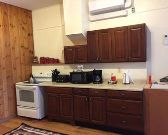 Historic Capitol Hotel Vacation Suites - Buffalo - Cucina