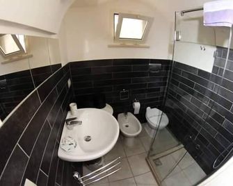 Karen House B&B - Polignano a Mare - Bany