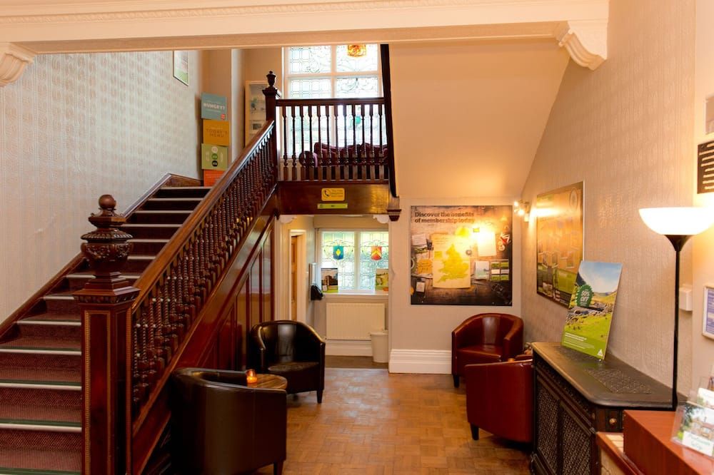 Yha Ravenstor - Buxton