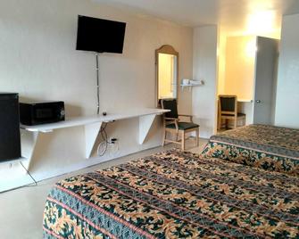 Pharr Executive Inn good clean place for the price. near Airport, restaurants - Pharr