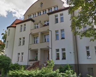 Summer Rooms - Pokoje przy plazy - Sopot - Edificio