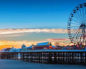 OYO Wave Crest Hotel - Blackpool - Property amenity