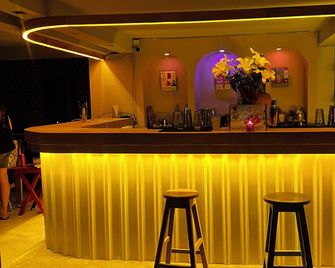 Sebastian de los milagros - Zipolite - Bar