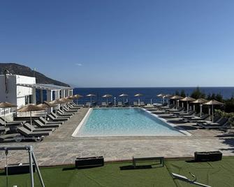 CHC Sound of the Sea - Karpathos - Piscina