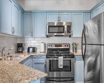 Blue Sky Mtn Escape -Family Fun! - Canmore - Kitchen