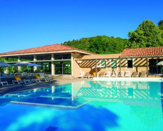 Club Vacances Bleues Domaine de Château Laval - Gréoux-les-Bains - Piscine