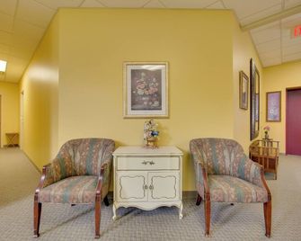 1 Mi to Allegheny River Cozy Apt with Shared Patio! - New Kensington