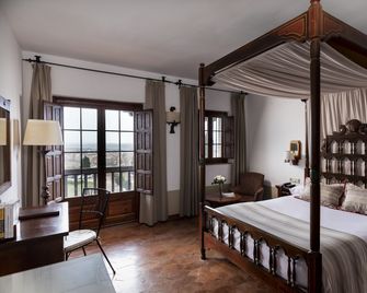 Parador de Tortosa - Tortosa - Schlafzimmer