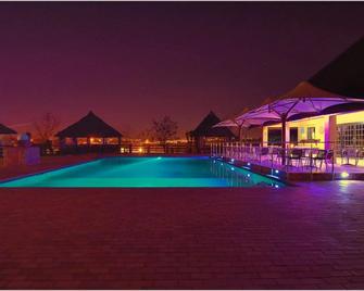 Aquanzi Lodge - Fourways - Piscina