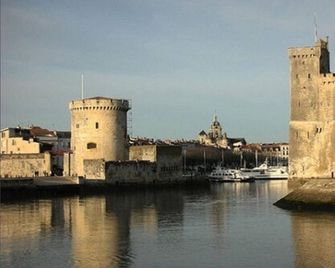Séjours & Affaires La Rochelle Les Minimes - La Rochelle