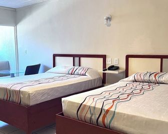 Hotel León - Tijuana