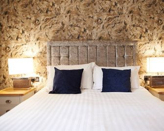 Hope and Anchor Hotel - Alnwick - Bedroom