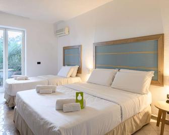 B&b Hotel Ischia San Nicola - Forio - Κρεβατοκάμαρα