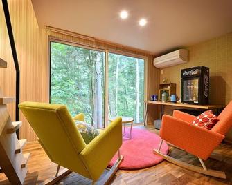 Onsen Glamping Shimablue - Nakanojo - Вітальня