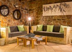 Elegant Desert Lodge - Sesriem - Living room