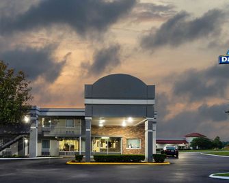 Days Inn by Wyndham Clarksville TN - Clarksville - Edificio