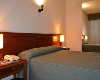 Hotel Almendra - Ferrol - Спальня