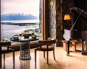 Arakur Ushuaia Resort & Spa - Ushuaia - Lobby