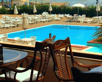 Residence Hotel Antica Perla - Agrigento - Pool