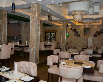 St Jacobs Hotel - Akure - Restaurant