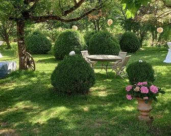 Located in Michelbach, 26 km from Mulhouse train station. - Aspach-Michelbach - Patio