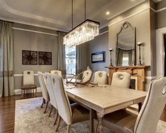 Hotel Finial, BW Premier Collection - Anniston - Dining room