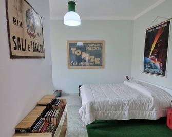 Small Vintage Apartment - Castelmezzano - Sypialnia