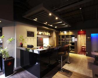 Main Inn Taipei - Taipei City - Front desk