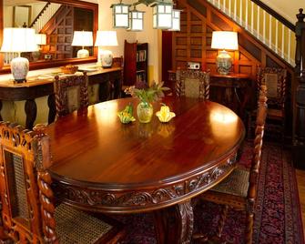 Creekside House at Horned Dorset Artists' Colony - Leonardsville - Comedor