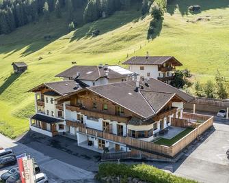 Apartment in Neustift near Ski Lift - Neustift im Stubaital - Gebouw