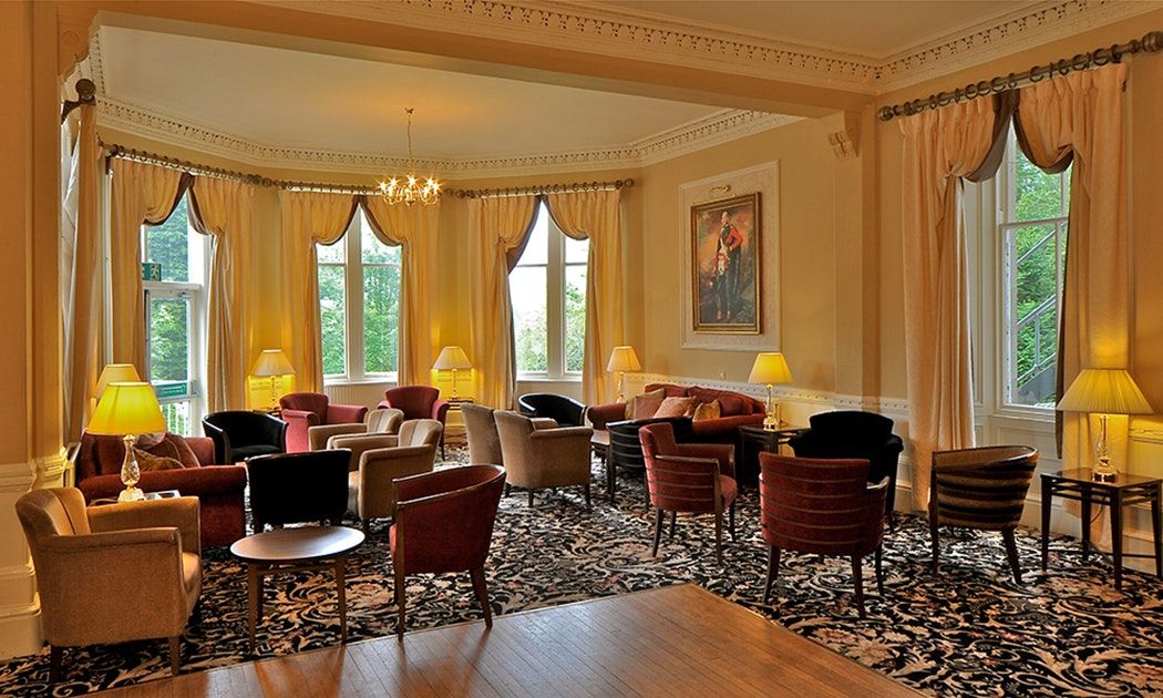 Ben Wyvis Hotel - Dingwall - Lounge