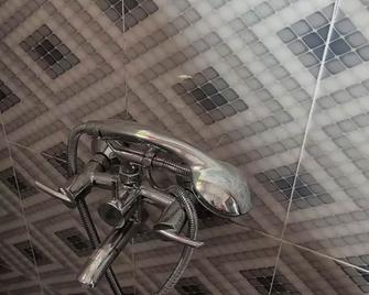 Simple and elegant room - Acra - Baño