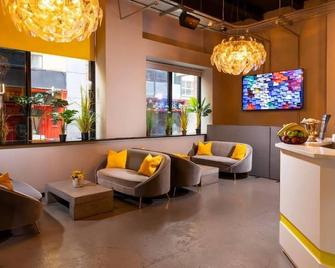 Rezz Temple Bar, Dublin - Dublin - Lobby