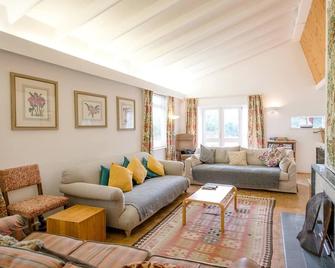 The Shealing, Waldringfield - Woodbridge - Living room